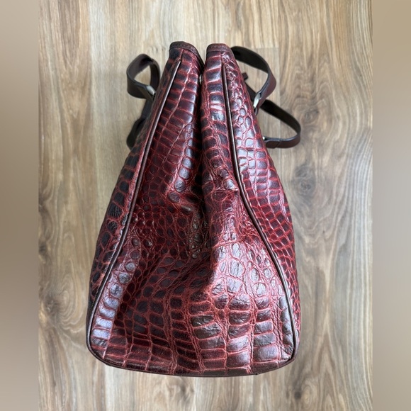 Chocolate Gator Signature Grande Tote by Consuela EUC - Picture 7 of 10